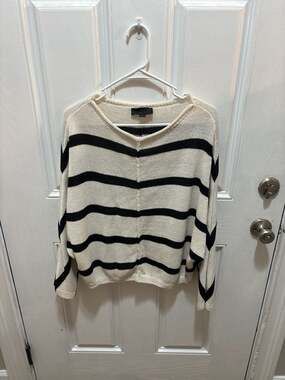 Zara Striped Knit V-Neck Slouchy Pullover Sweater